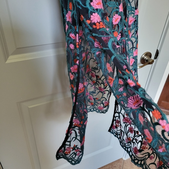 Moulinette Soeurs Embroidered Tunic - Picture 4 of 9